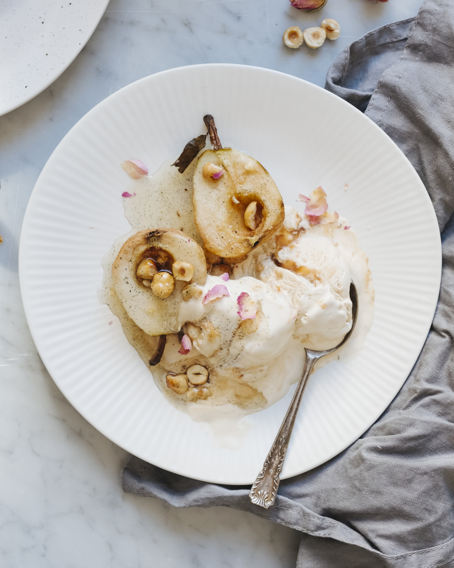 Unser feinstes Salzkaramell mit gerösteten Vanillebirnen